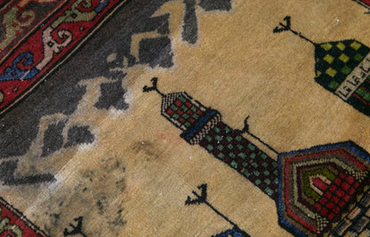 Prayer Rug 3.6 x 4.8 feet 110 x 147 cm