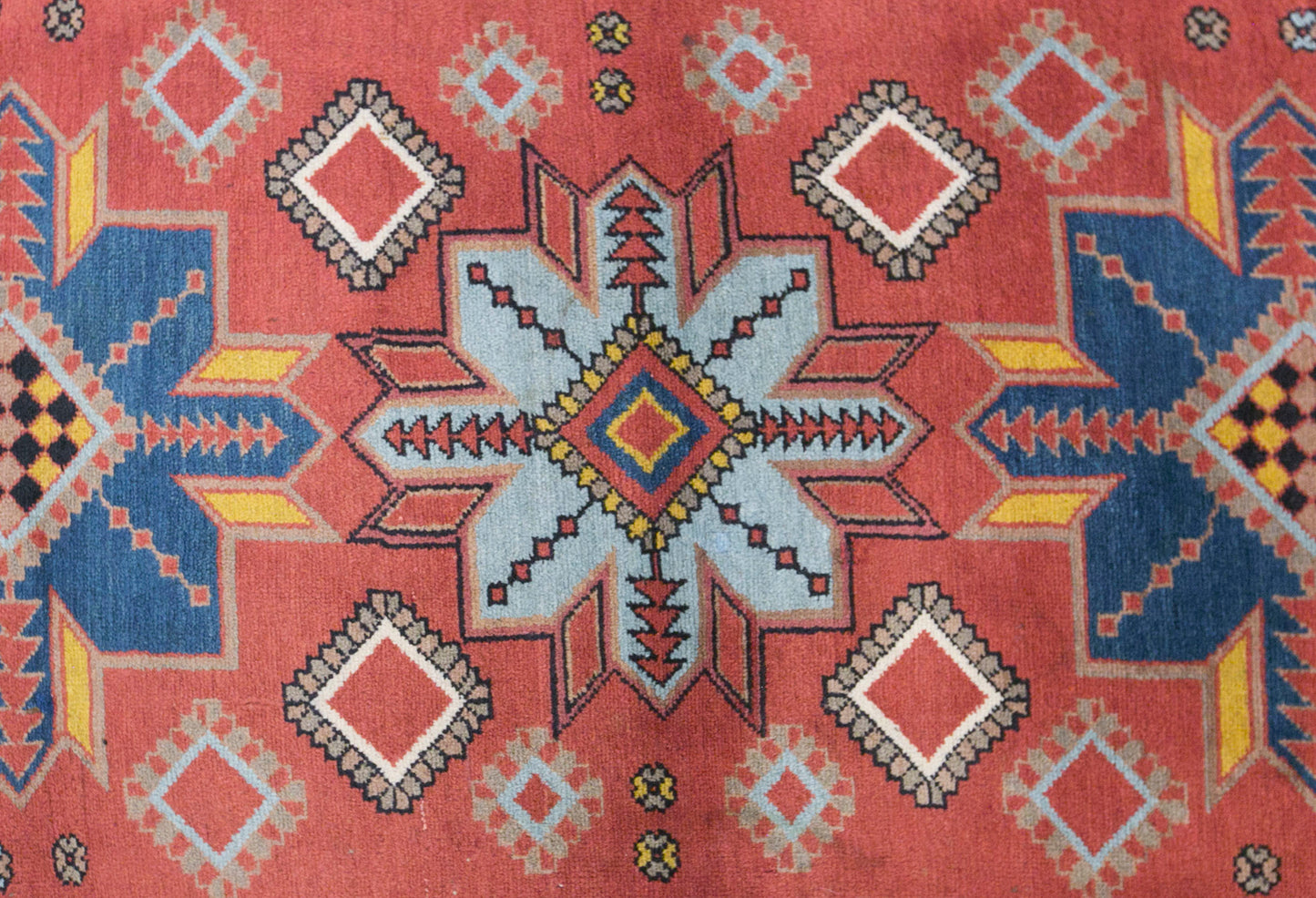 Vintage Caucasian Derbent Rug, 125 × 185 cm / 4.1 x 6.1 ft Handmade Wool Rug