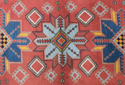 Vintage Caucasian Derbent Rug, 125 × 185 cm / 4.1 x 6.1 ft Handmade Wool Rug