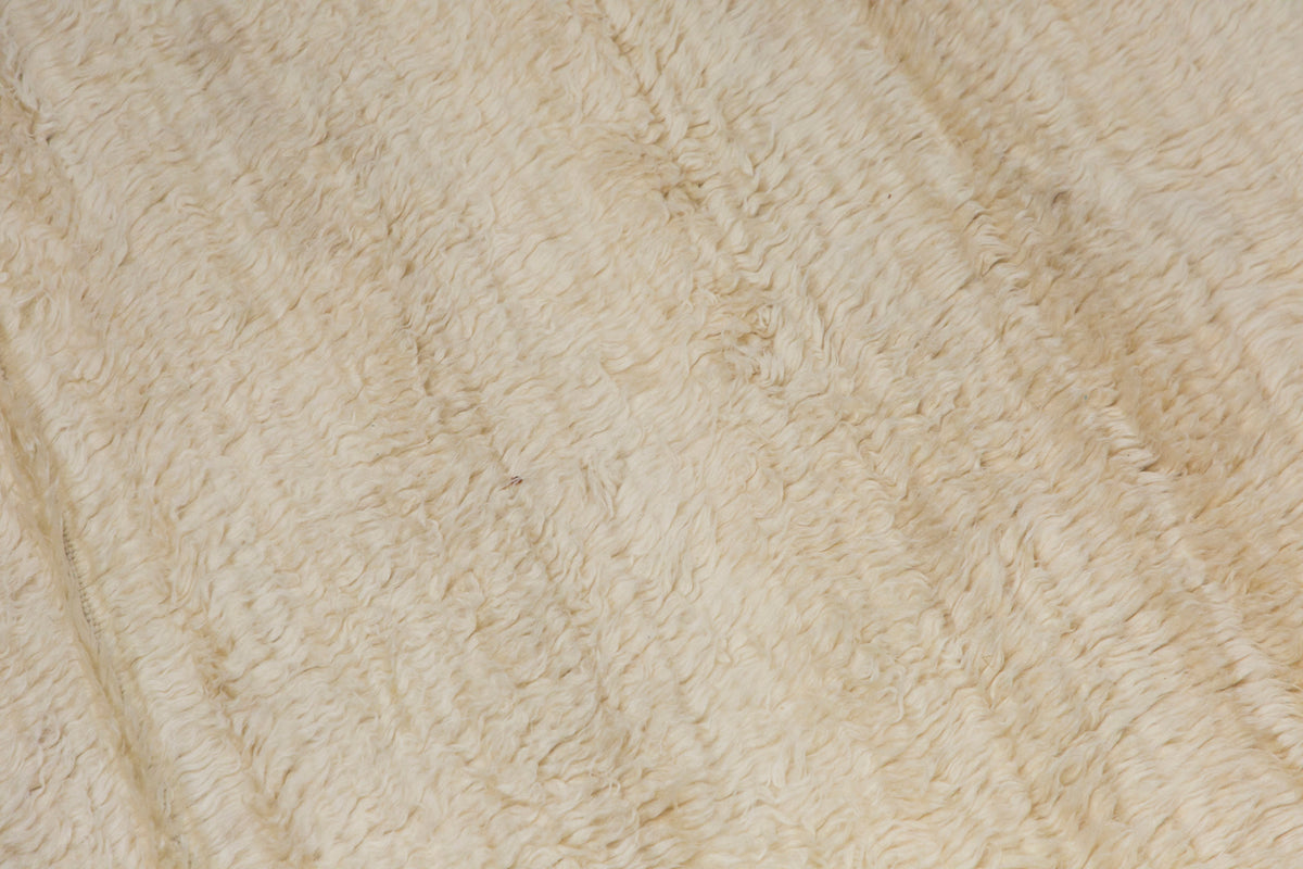 Vintage Karapınar Tulu, 142 x 245 cm / 4.7 x 8 feet