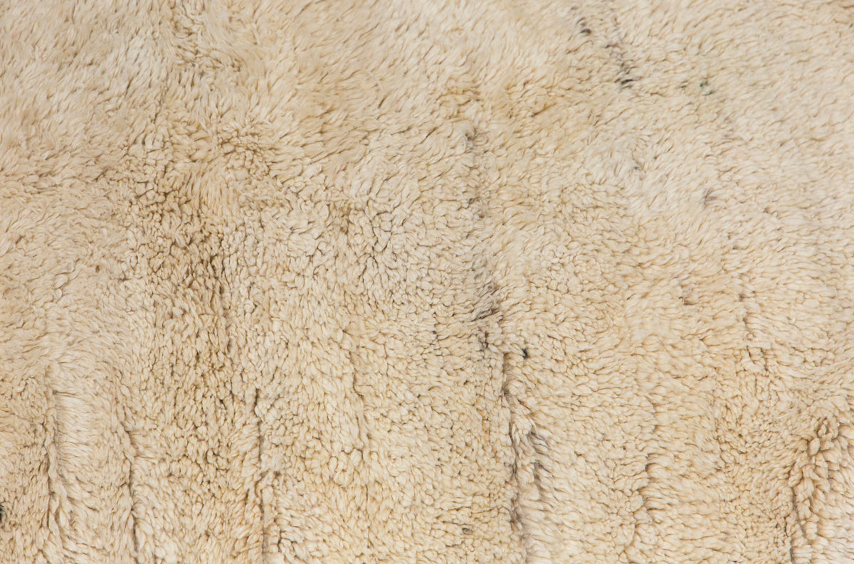 Vintage Karapınar Tulu, 142 x 250 cm / 4.7 x 8.2 feet
