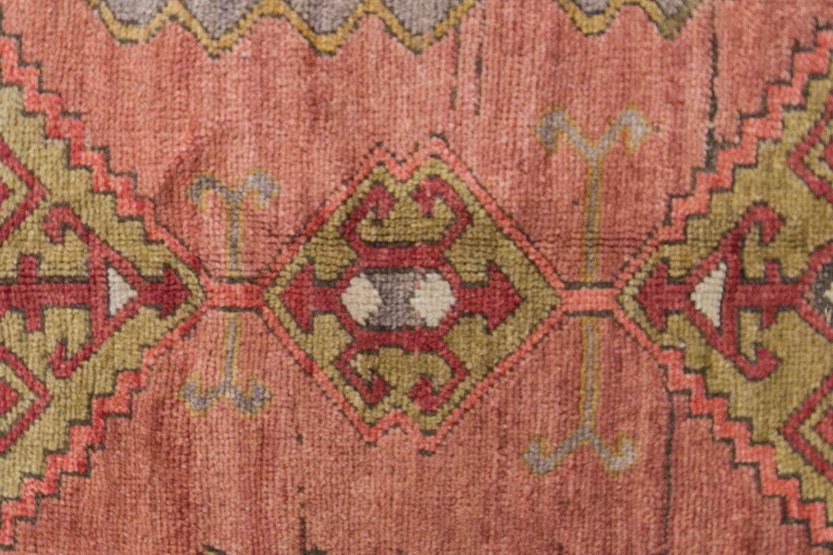Vintage Turkish Rug, 140 × 280 cm / 4.6 x 9.2 ft Rug, Handmade Wool Anatolian Rug
