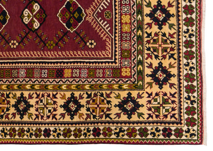 Vintage Milas Rug, 135 × 210 cm / 4.4 x 6.9 ft Handmade Wool Rug