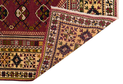 Vintage Milas Rug, 135 × 210 cm / 4.4 x 6.9 ft Handmade Wool Rug