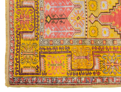 Vintage Konya Prayer Rug, 118 × 160 cm / 3.9 x 5.2 ft Handmade Wool Rug