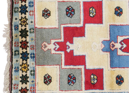 Vintage Turkish Rug, 105 × 117 cm / 3.4 x 3.8 ft Handmade Wool Rug