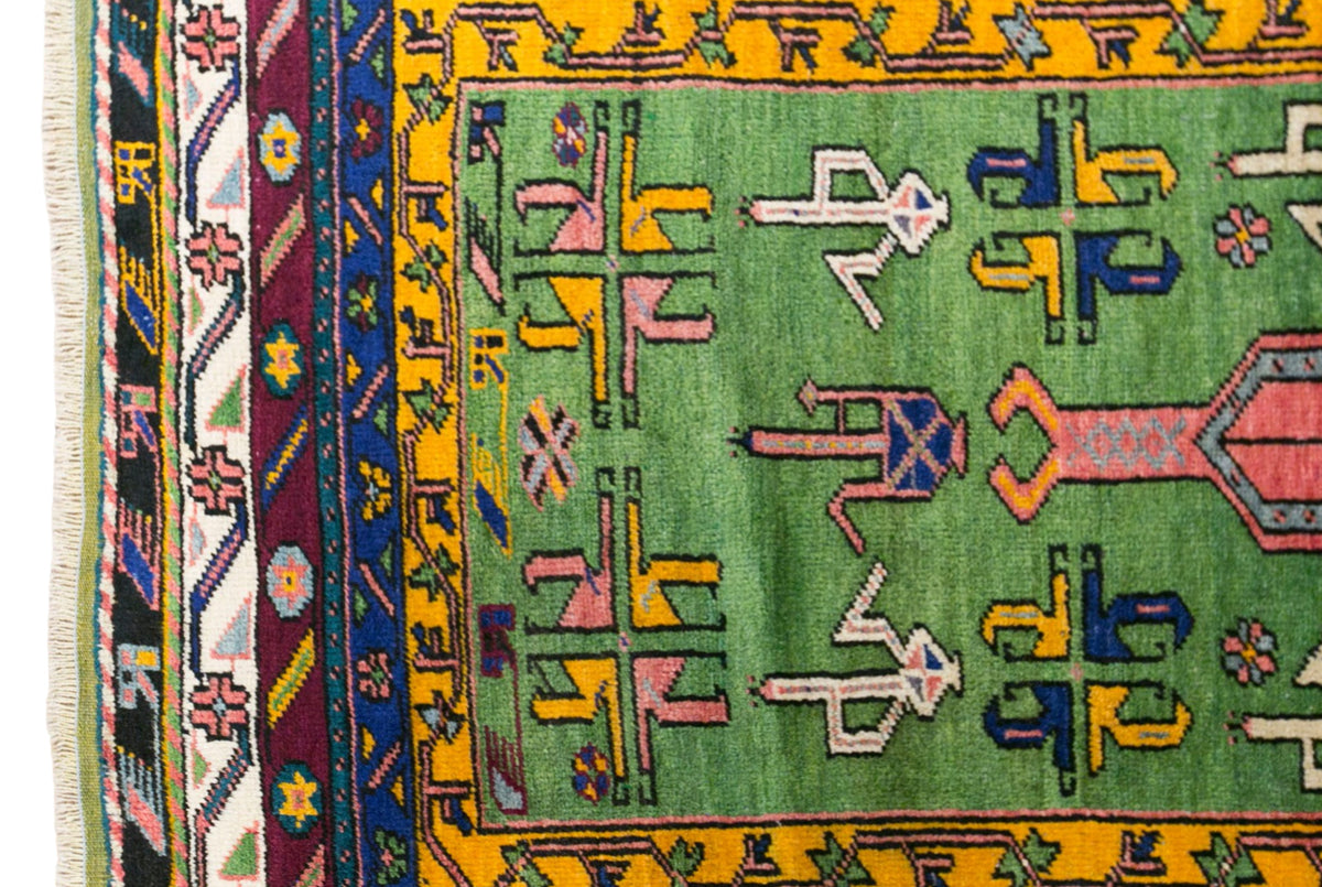 Vintage Konya Prayer Rug, 135 × 210 cm / 4.4 x 6.9 ft Handmade Wool Rug