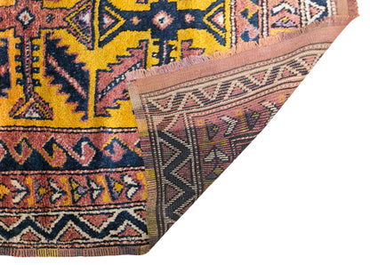 Vintage Kurdish Herki Rug, 145 × 220 cm / 4.8 x 7.2 ft Handmade Wool Rug