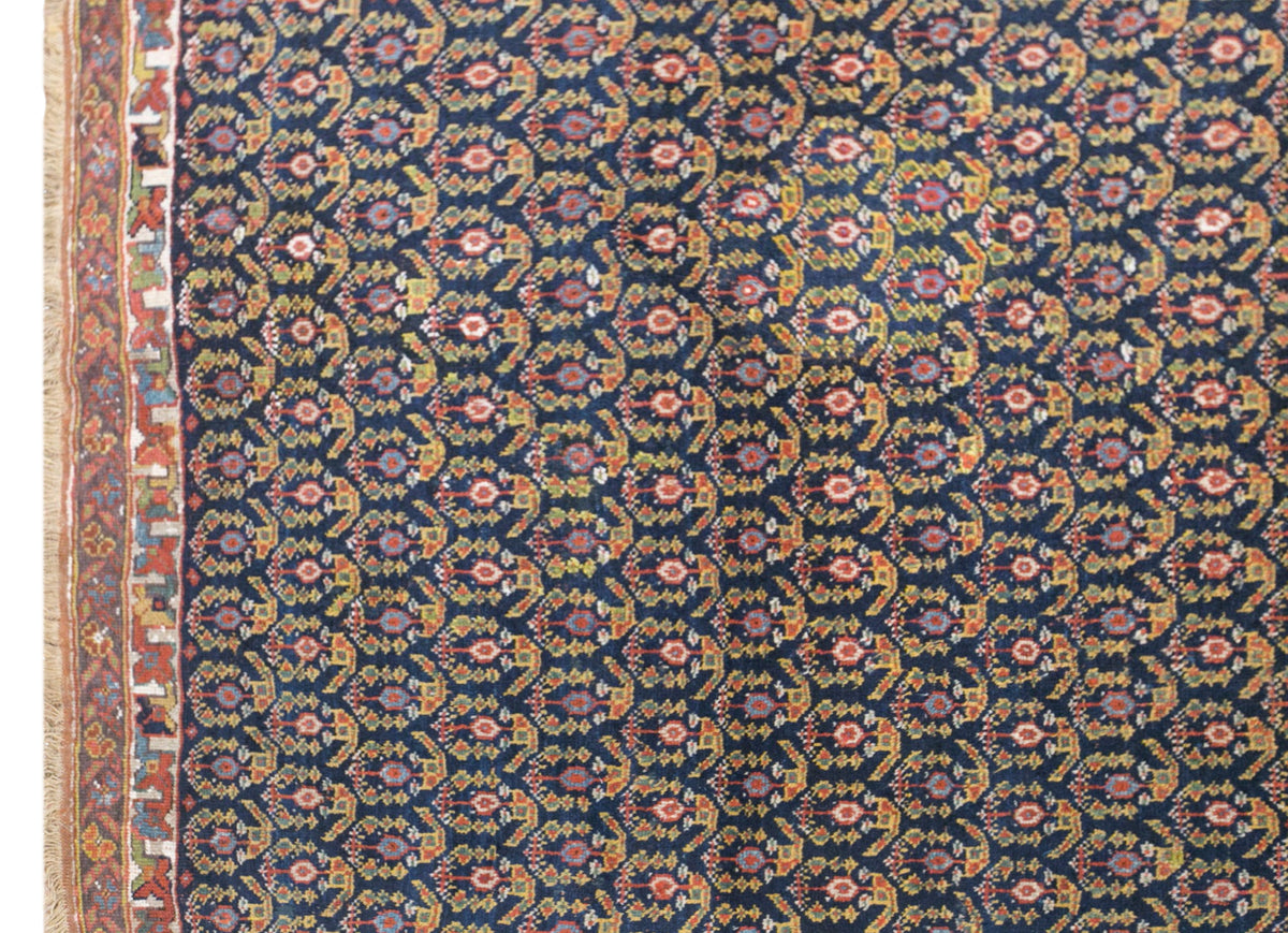 Vintage Handmade Wool Rug, 125 × 245 cm / 4.1 x 8 ft Traditional Floral Area Rug