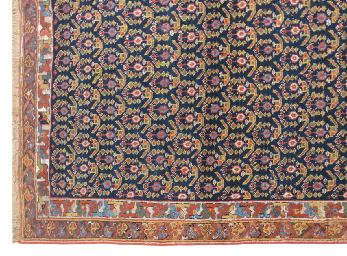 Vintage Handmade Wool Rug, 125 × 245 cm / 4.1 x 8 ft Traditional Floral Area Rug
