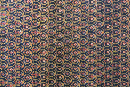 Vintage Handmade Wool Rug, 125 × 245 cm / 4.1 x 8 ft Traditional Floral Area Rug