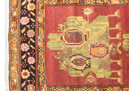 Vintage Caucasian Azerbaijan Rug, 135 × 245 cm / 4.4 x 8 ft Handmade Wool Rug