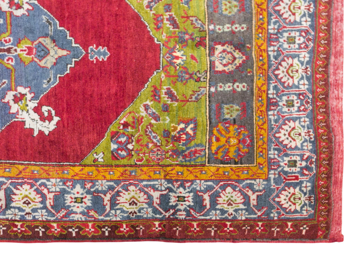 Vintage Konya Karapinar Rug, 130 × 200 cm / 4.3 x 6.6 ft Handmade Wool Rug