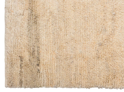 Vintage Karapınar Tulu, 146 x 240 cm / 4.8 x 7.9 feet
