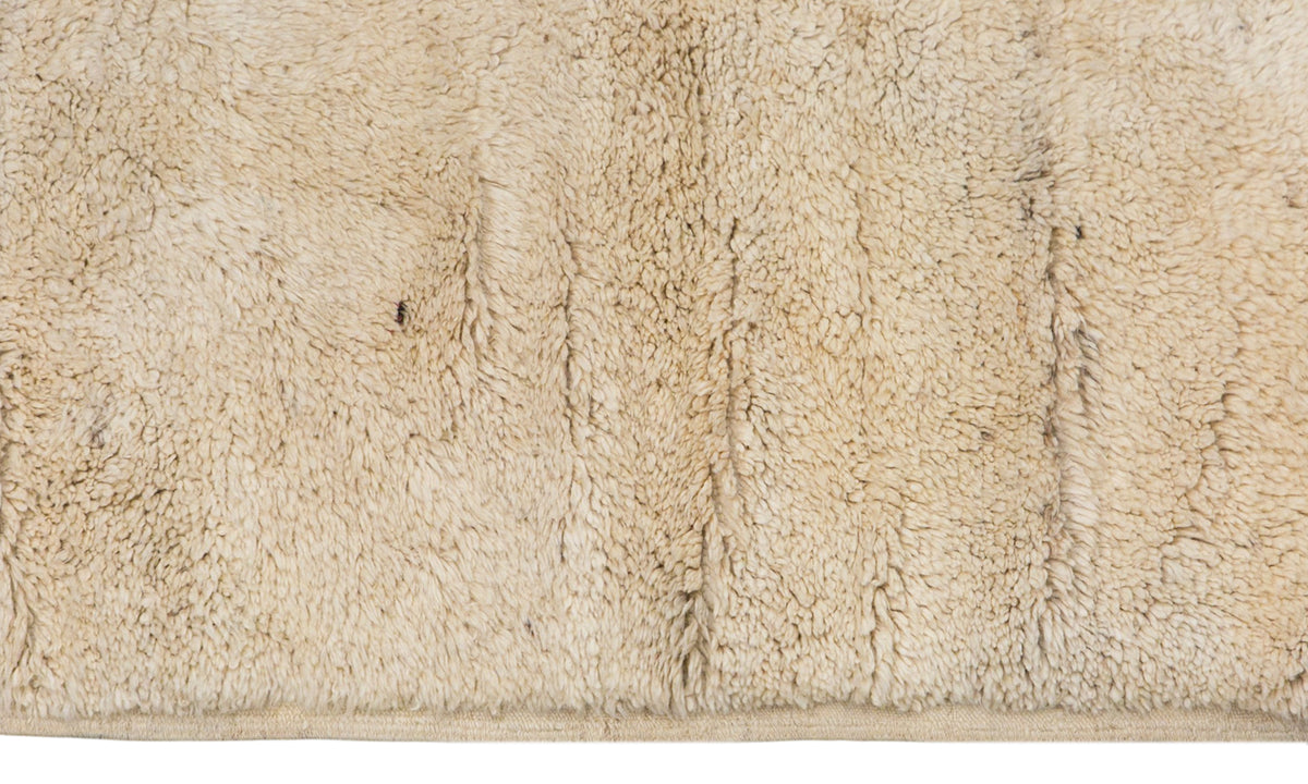Vintage Karapınar Tulu, 142 x 250 cm / 4.7 x 8.2 feet