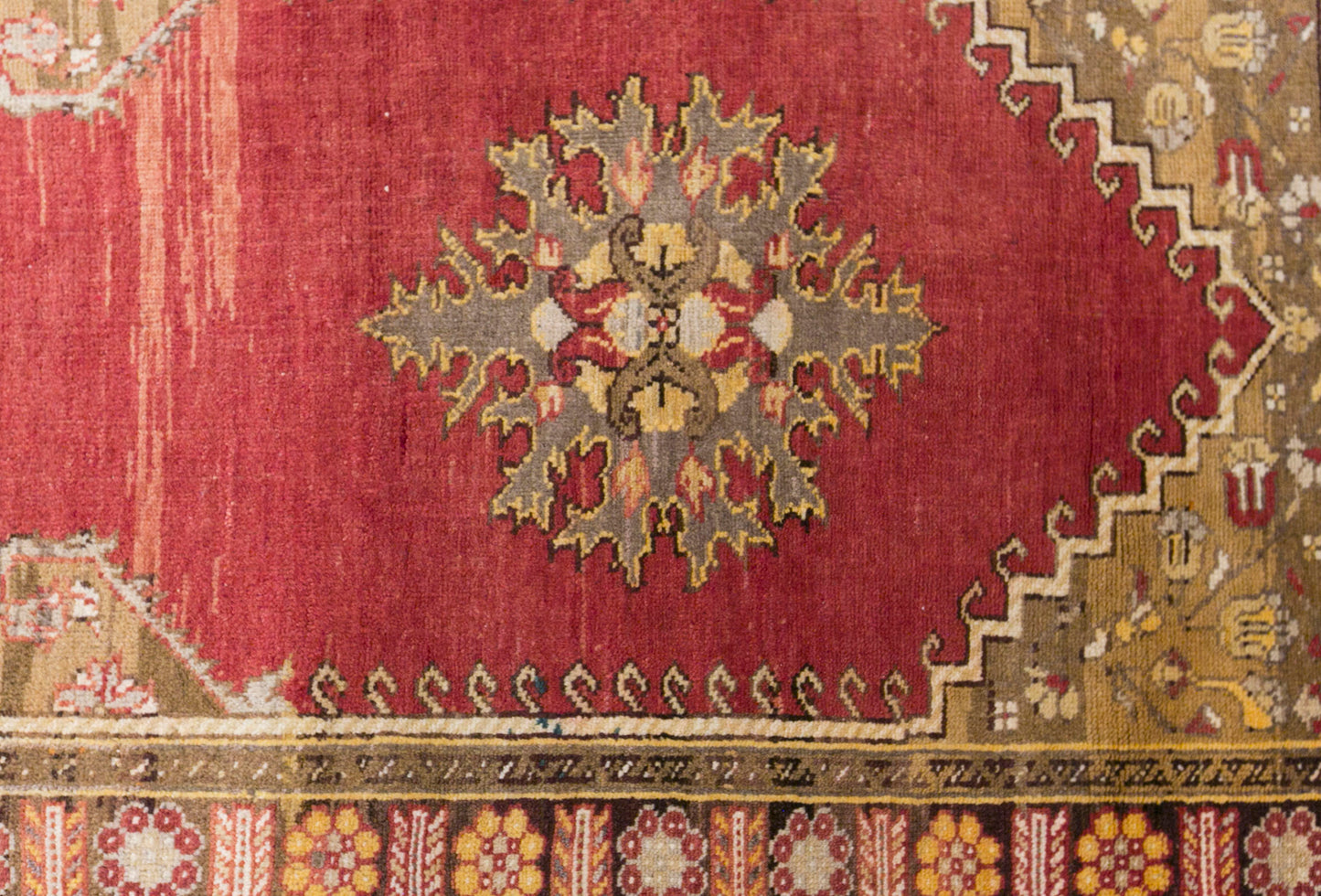 Vintage Konya Rug, 103 × 170 cm / 3.4 x 5.6 ft Handmade Wool Rug