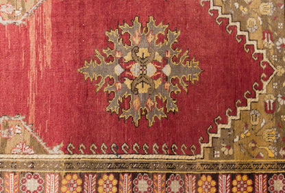 Vintage Konya Rug, 103 × 170 cm / 3.4 x 5.6 ft Handmade Wool Rug