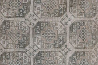 Vintage Large Rug, 205 x 330 cm / 6.7 x 11 feet