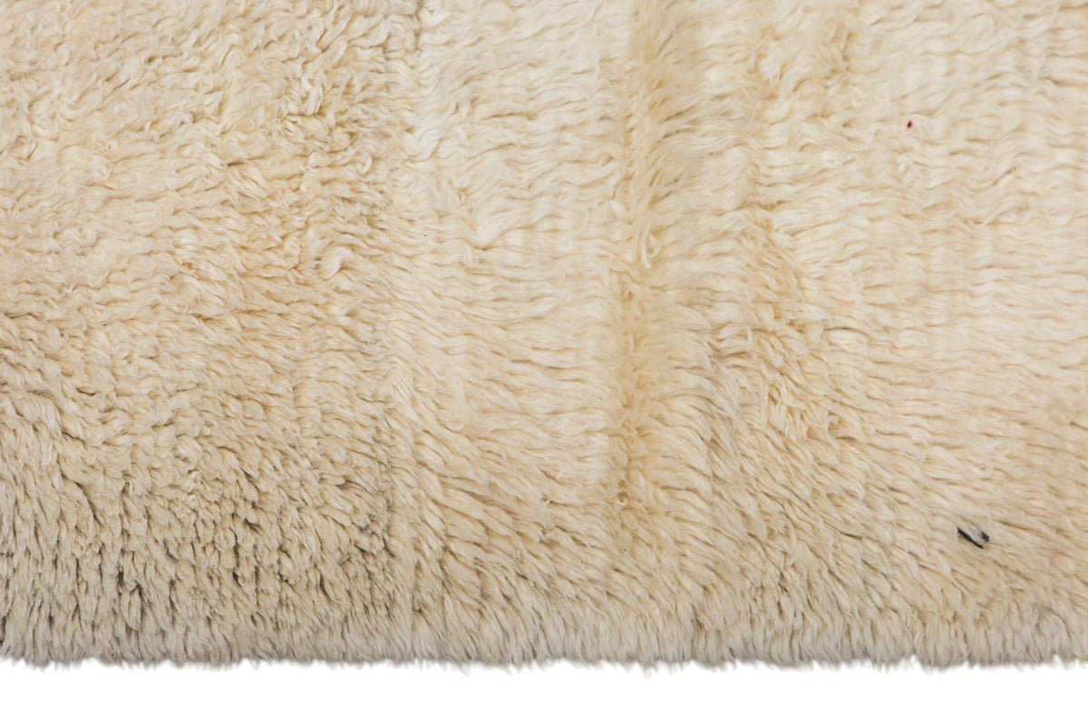 Vintage Karapınar Tulu, 142 x 245 cm / 4.7 x 8 feet