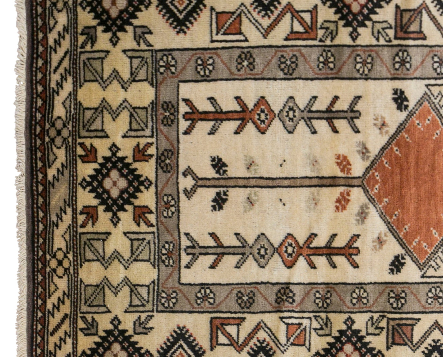 Vintage Milas Prayer Rug, 125 x 220 cm / 4 x 7 ft Handmade Wool Rug