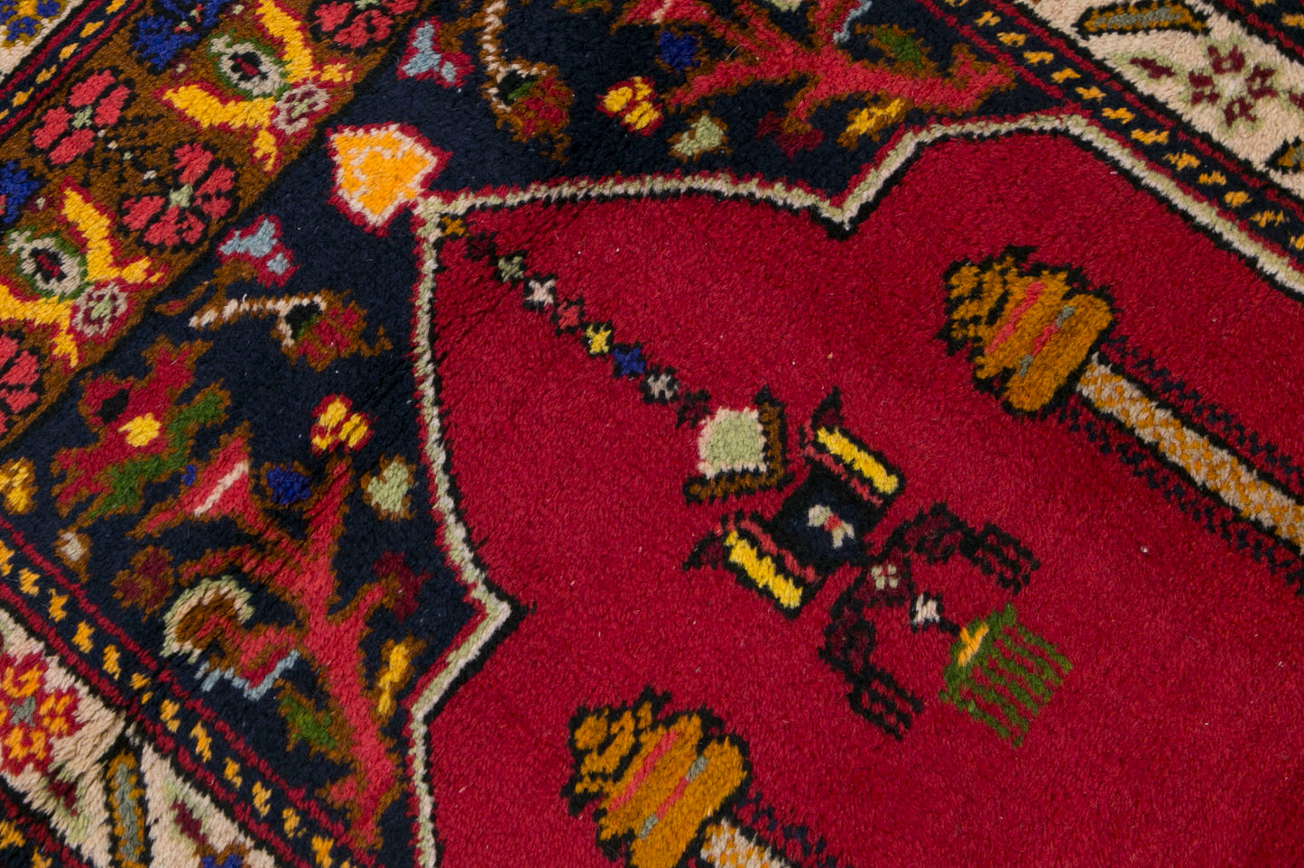 Prayer Rug 2.7 x 4.4 feet 81 x 135 cm