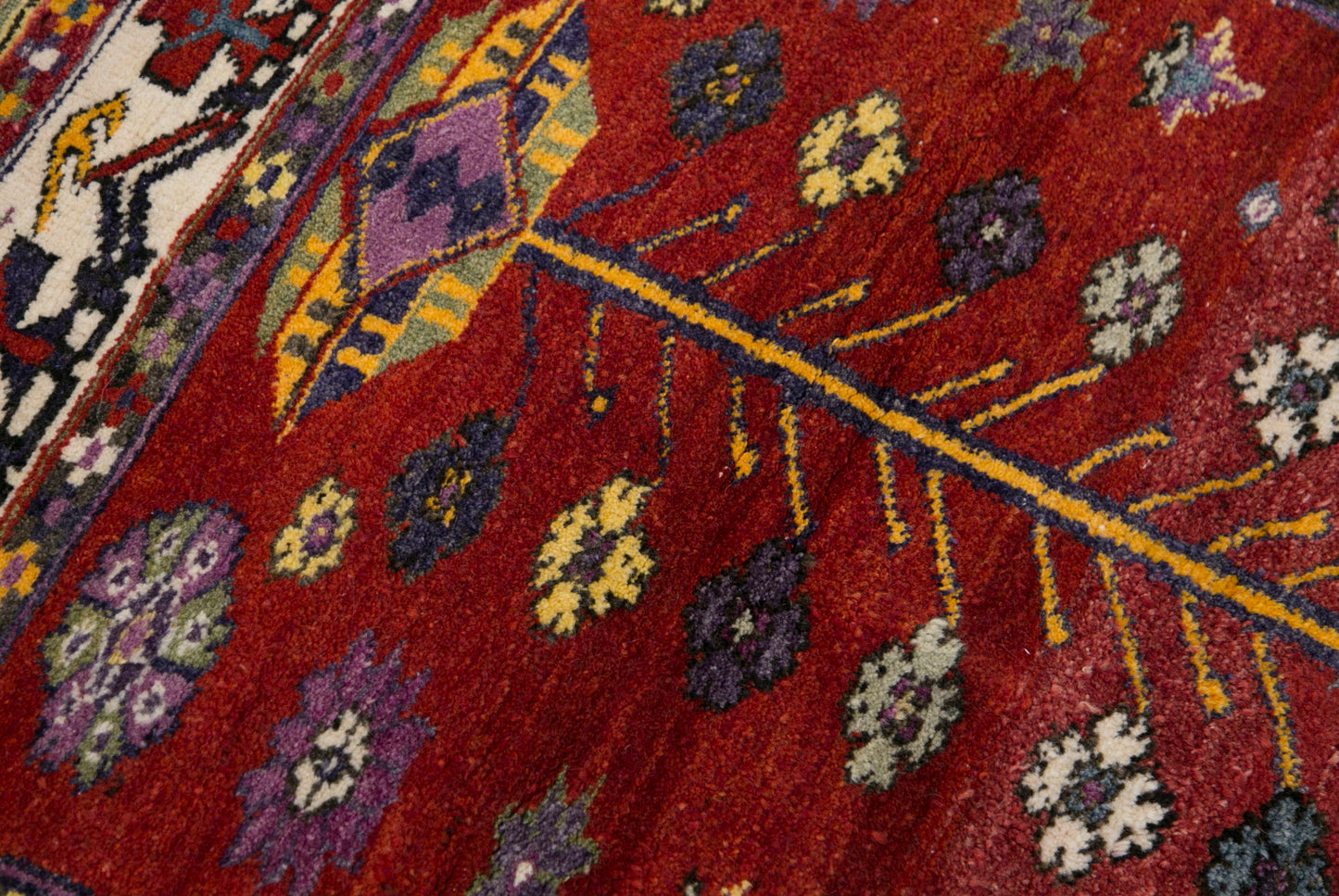 Prayer Rug 3.7 x 5 feet 112 x 152 cm