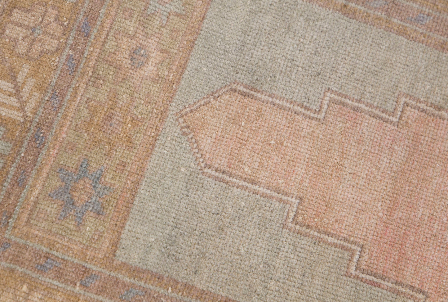 Prayer Rug 2.5 x 4.4 feet 75 x 135 cm