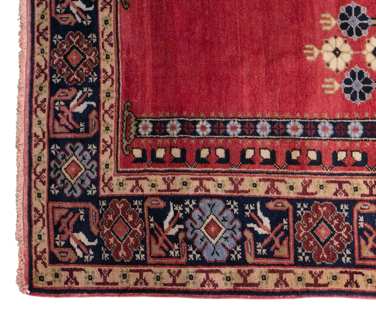 Vintage Konya Prayer Rug, 120 × 200 cm / 3.9 x 6.6 ft Handmade Wool Rug