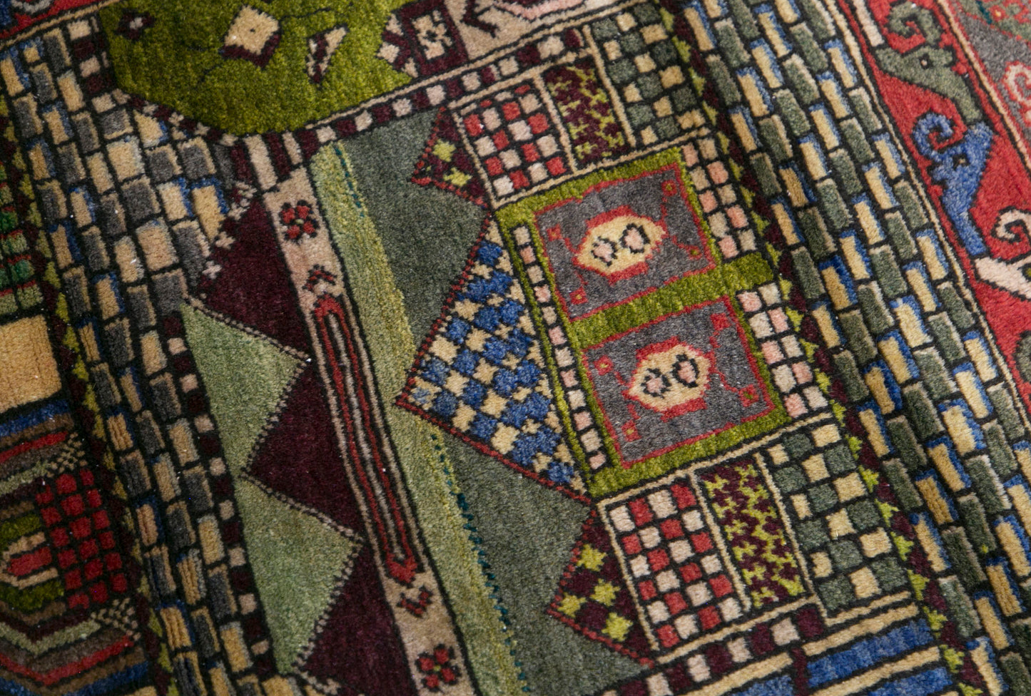 Prayer Rug 3.6 x 4.8 feet 110 x 147 cm