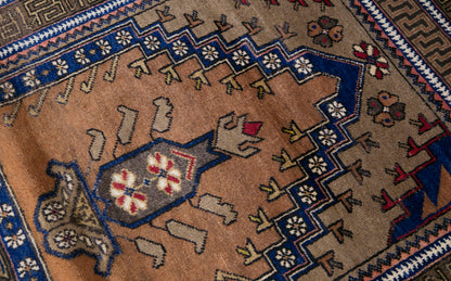 Prayer Rug 3.4 x 5.9 feet 105 x 180 cm