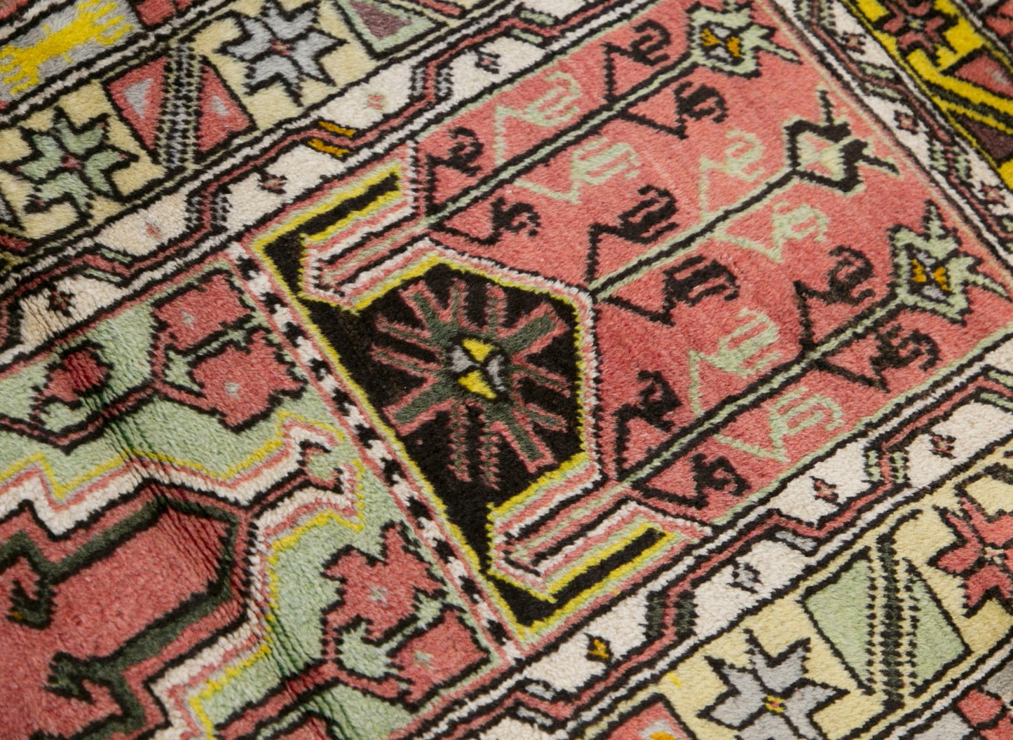 Prayer Rug 2.5 x 4 feet 75 x 121 cm