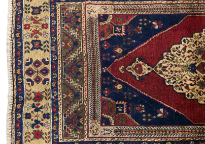 Vintage Taspinar Rug, 130 × 202 cm / 4.3 x 6.6 ft Handmade Wool Rug