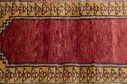 Prayer Rug 2.7 x 4.7 feet 81 x 143 cm