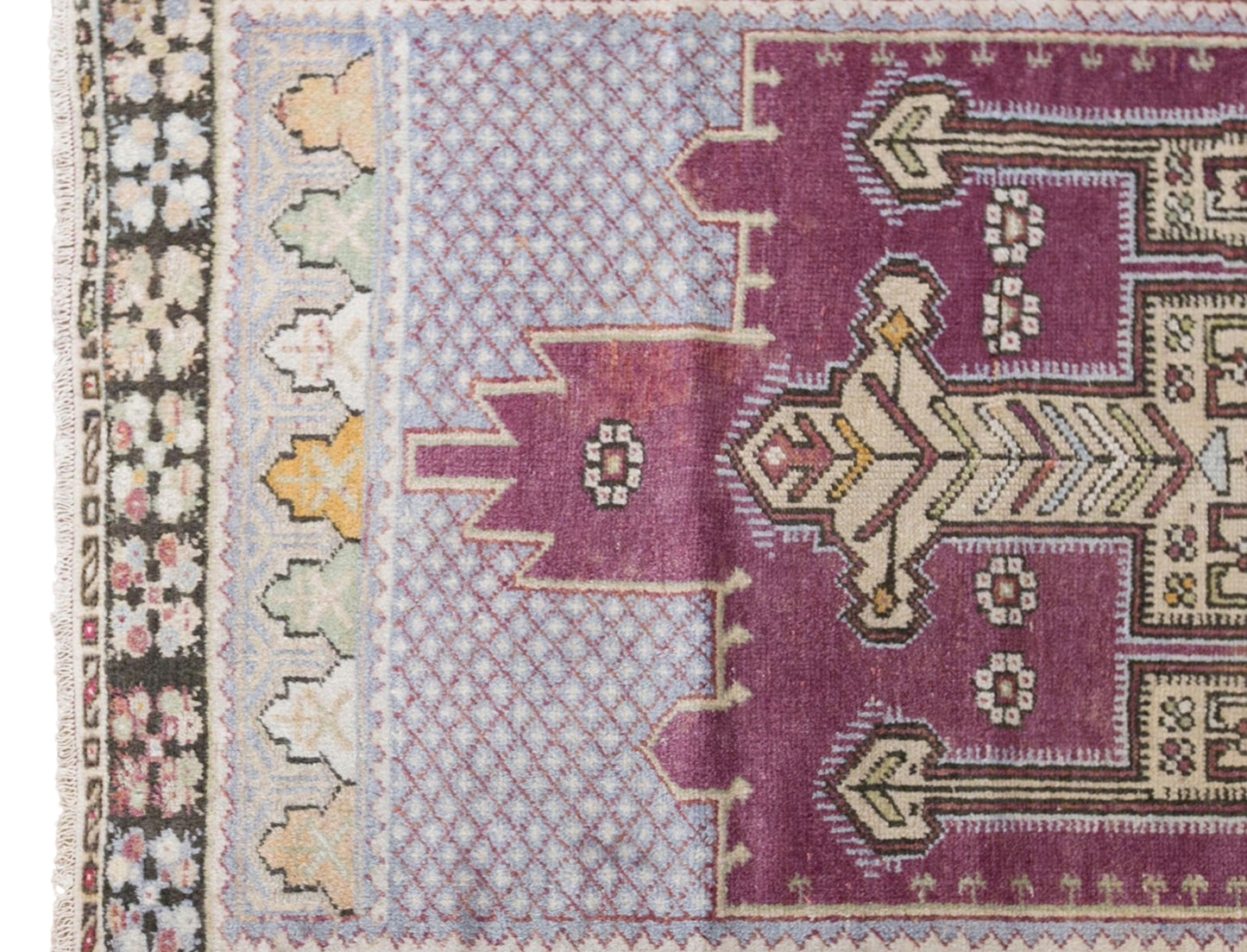 Vintage Kırşehir Rug, 106 × 221 cm / 3.5 x 7.3 ft Handmade Wool Rug