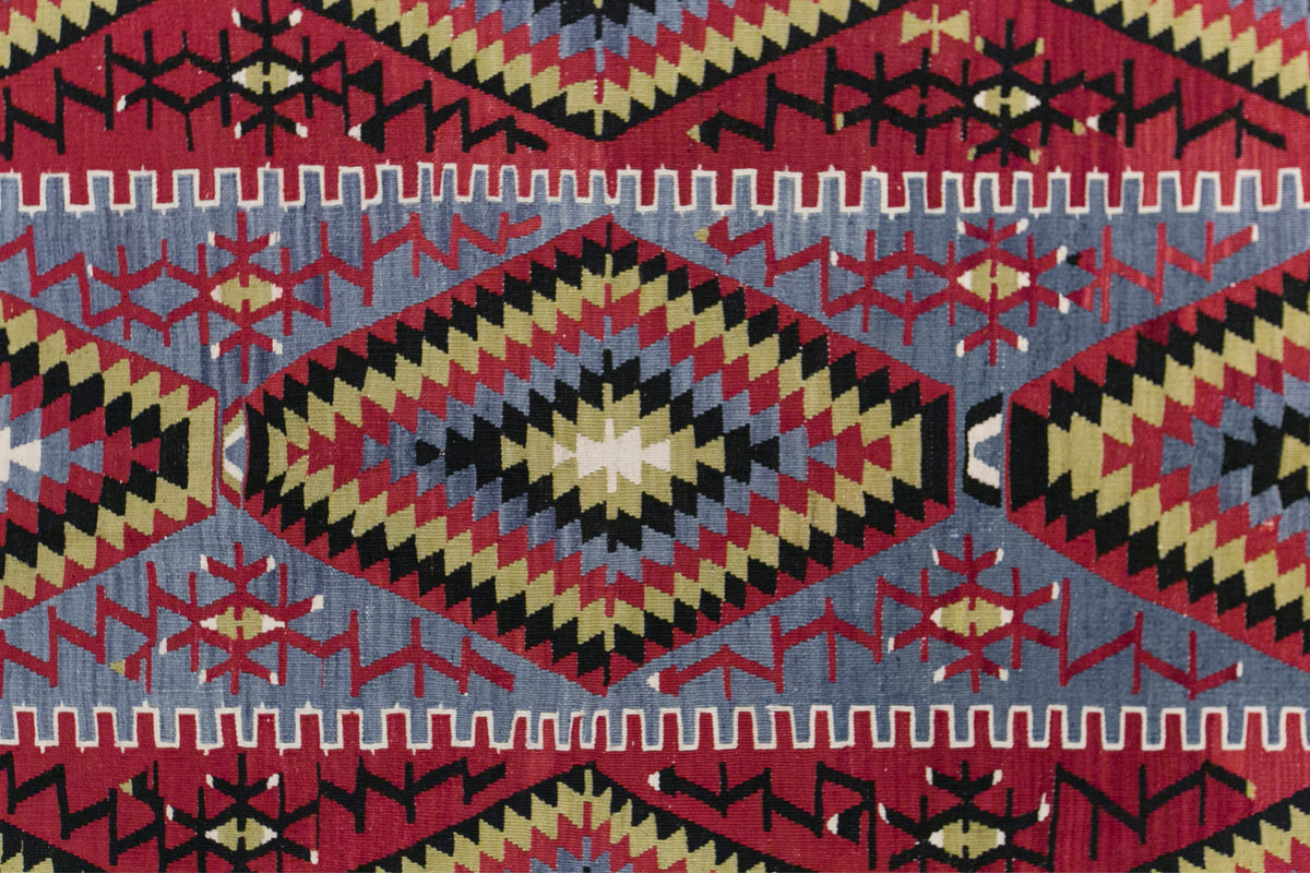 Vintage Oushak Kilim, 162 x 280 cm / 5.3 x 9.2 feet