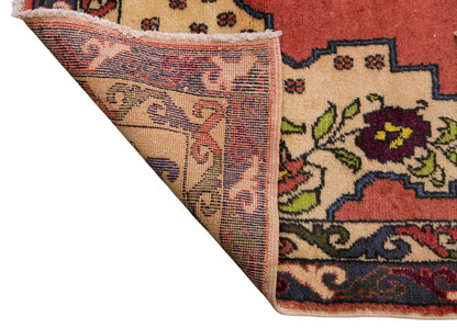 Prayer Rug 4 x 5.1 feet 122 x 156 cm