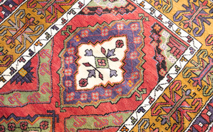 Prayer Rug 3.4 x 5.7 feet 105 x 175 cm