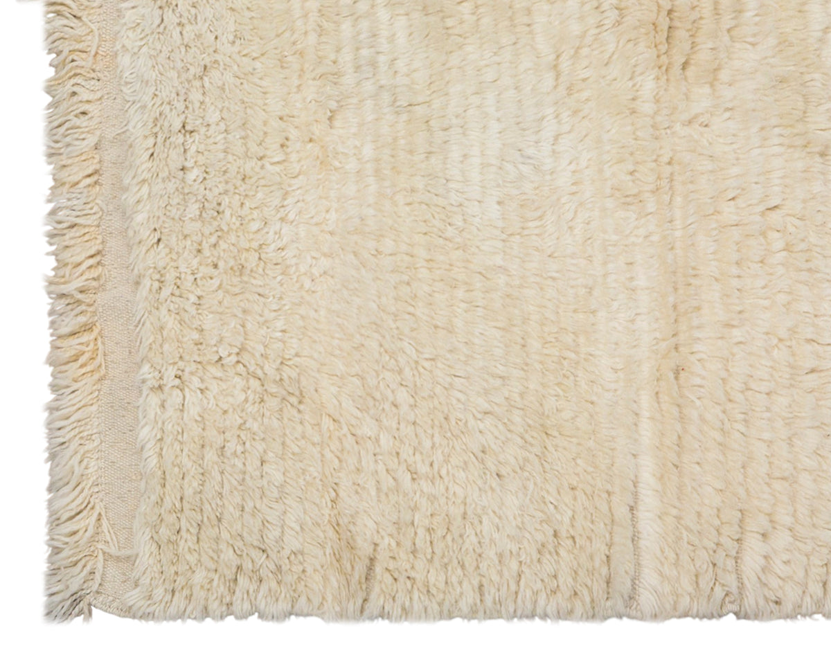 Vintage Karapınar Tulu, 140 x 221 cm / 4.6 x 7.3 feet