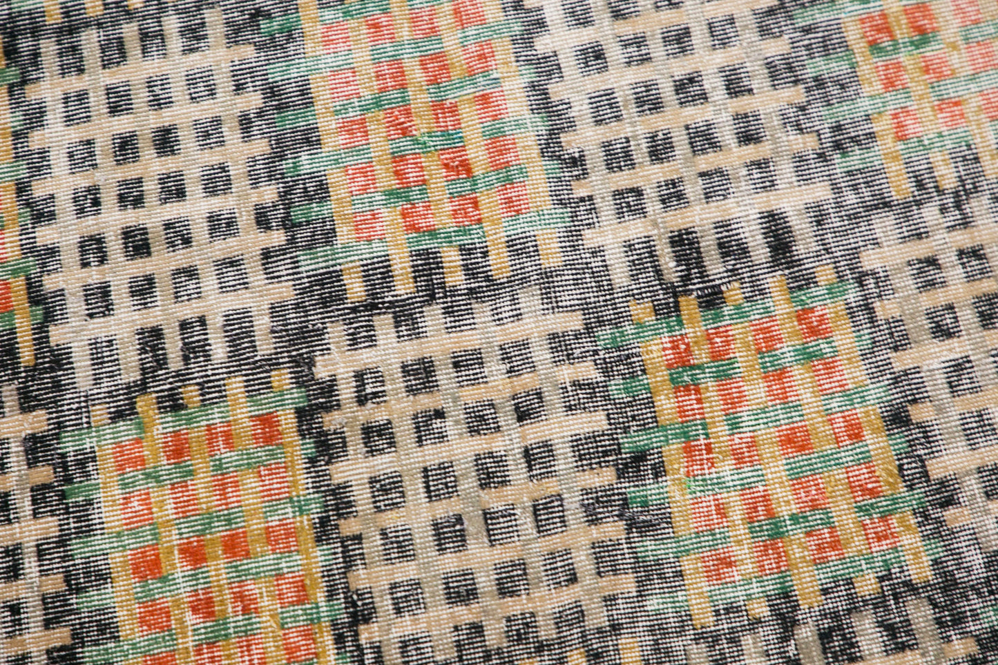 Modern Turkish Area Rug, 3.9x6.2 ft, 118x188 cm