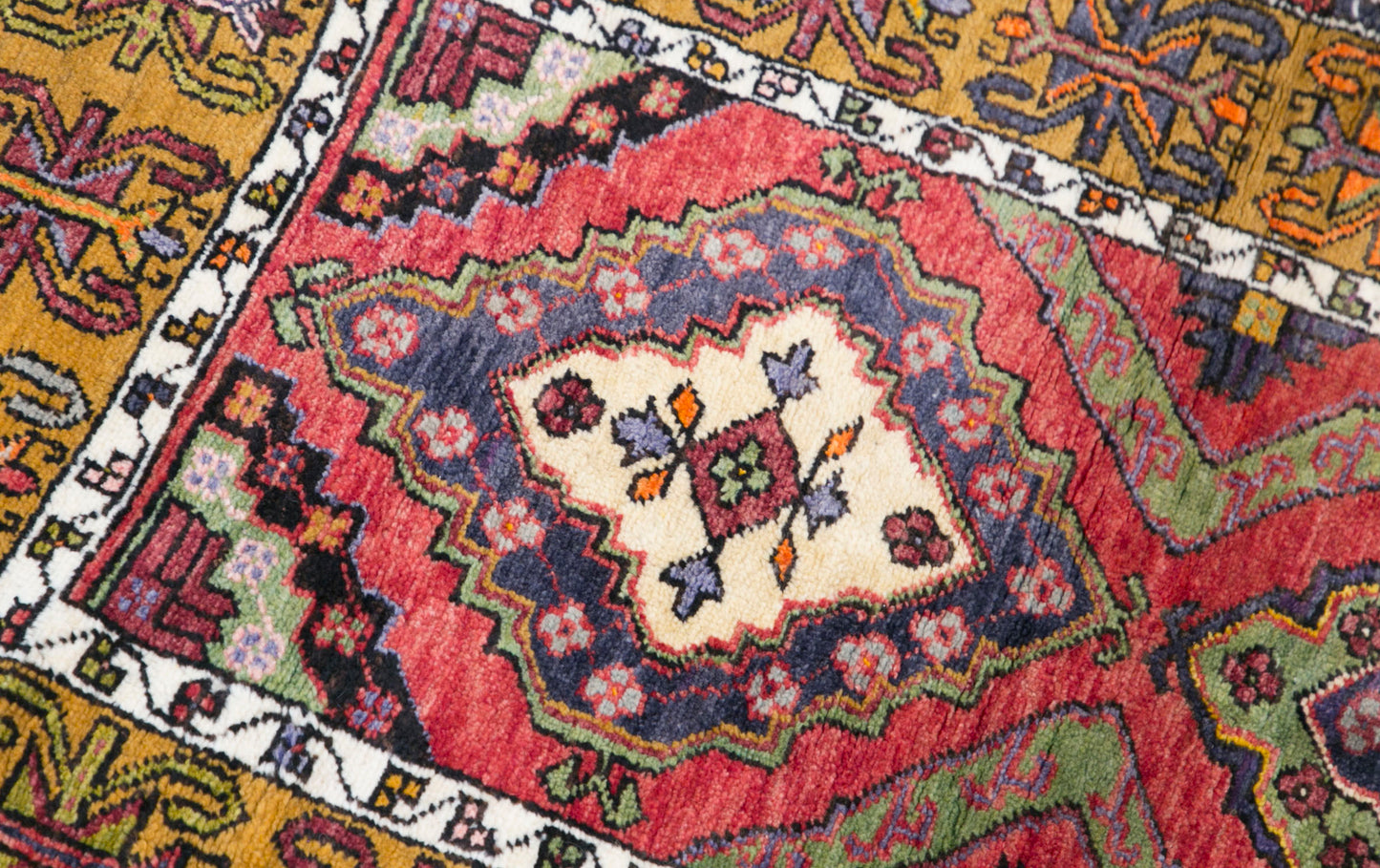 Prayer Rug 3.3 x 5.4 feet 101 x 166 cm