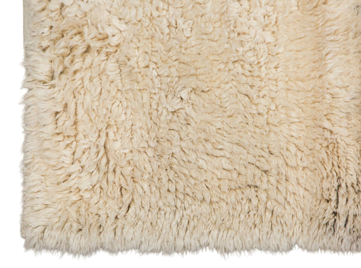 Vintage Karapınar Tulu, 142 x 245 cm / 4.7 x 8 feet