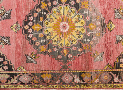 Vintage Konya Sille Rug, 98 × 150 cm / 3.2 x 4.9 ft Handmade Wool Rug