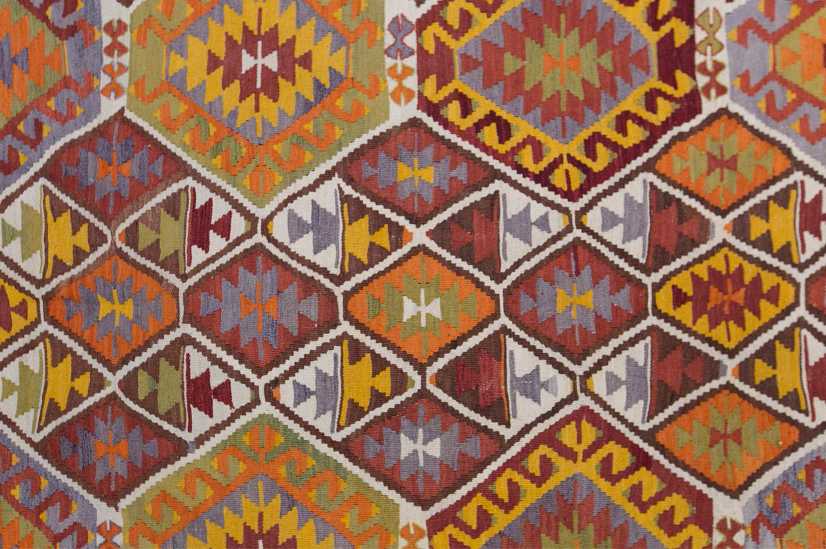 Vintage Pamukkale Kilim, 170 x 370 cm / 5.6 x 12 feet
