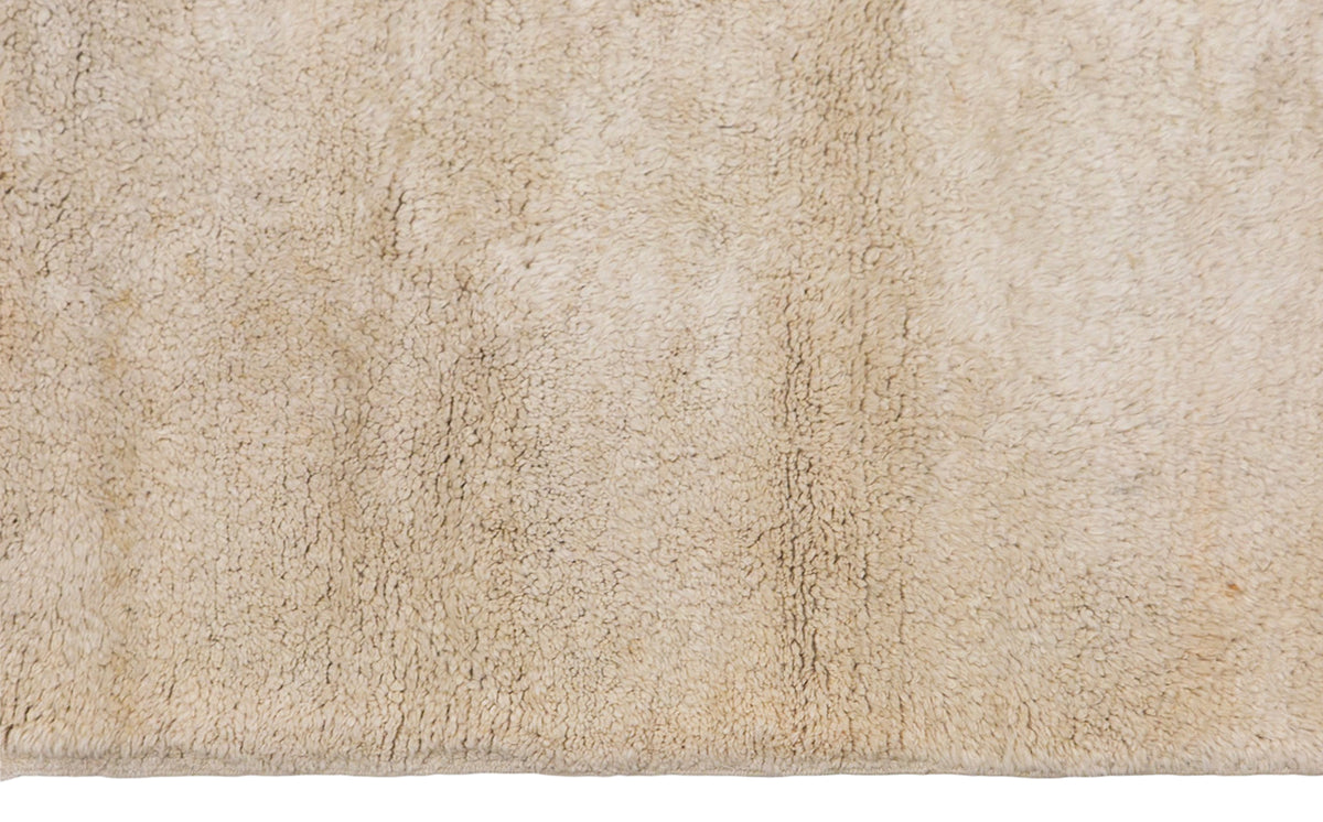 Vintage Karapınar Tulu, 150 x 216 cm / 4.9 x 7.1 feet