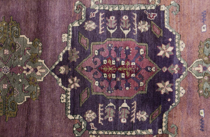 Vintage Konya Karapinar Rug, 125 × 190 cm / 4.1 x 6.2 ft Handmade Wool Rug