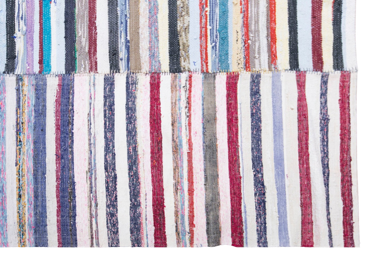 Vintage Turkish Minimal Kilim Rug, 210 × 255 cm / 6.9 x 8.4 ft Handmade Wool Flatweave Rug