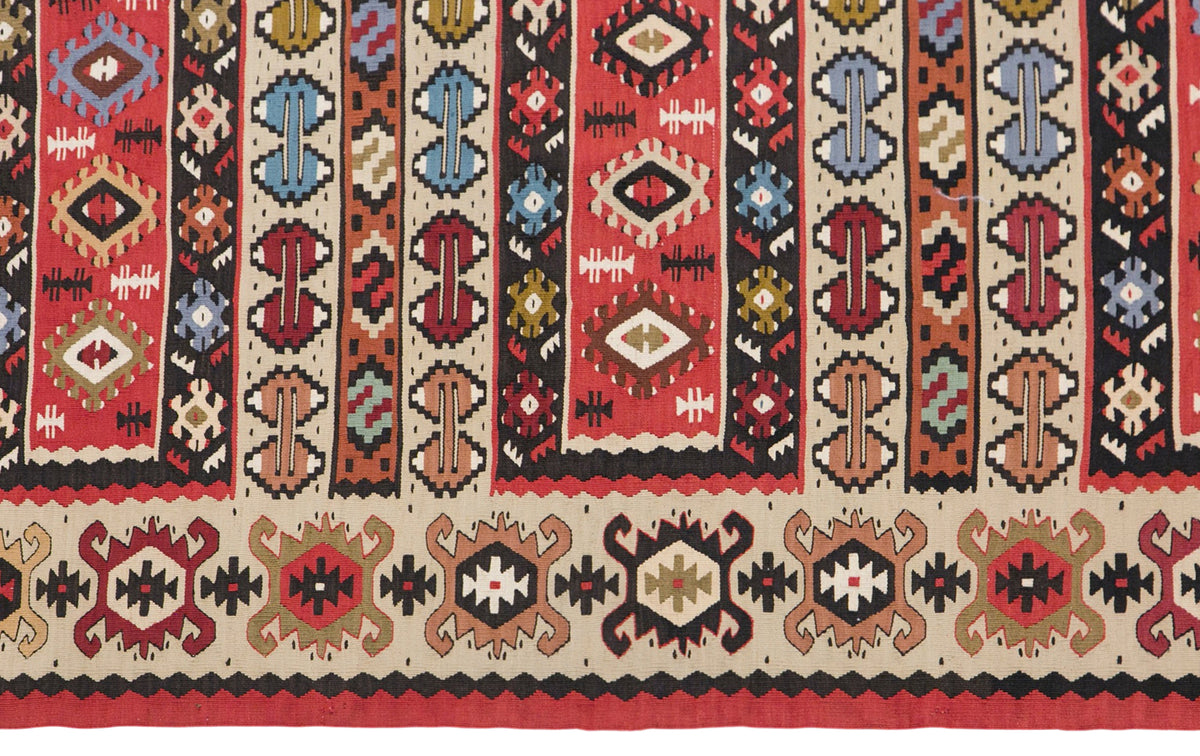 Antique Large Kilim, 170 x 260 cm / 5.6 x 8.5 feet