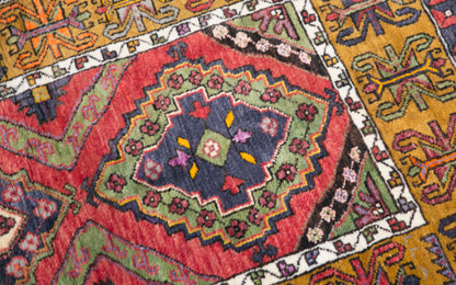 Prayer Rug 3.3 x 5.4 feet 101 x 166 cm
