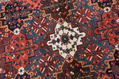 Vintage Small Rug, 140 x 205 cm / 4.6 x 6.7 feet