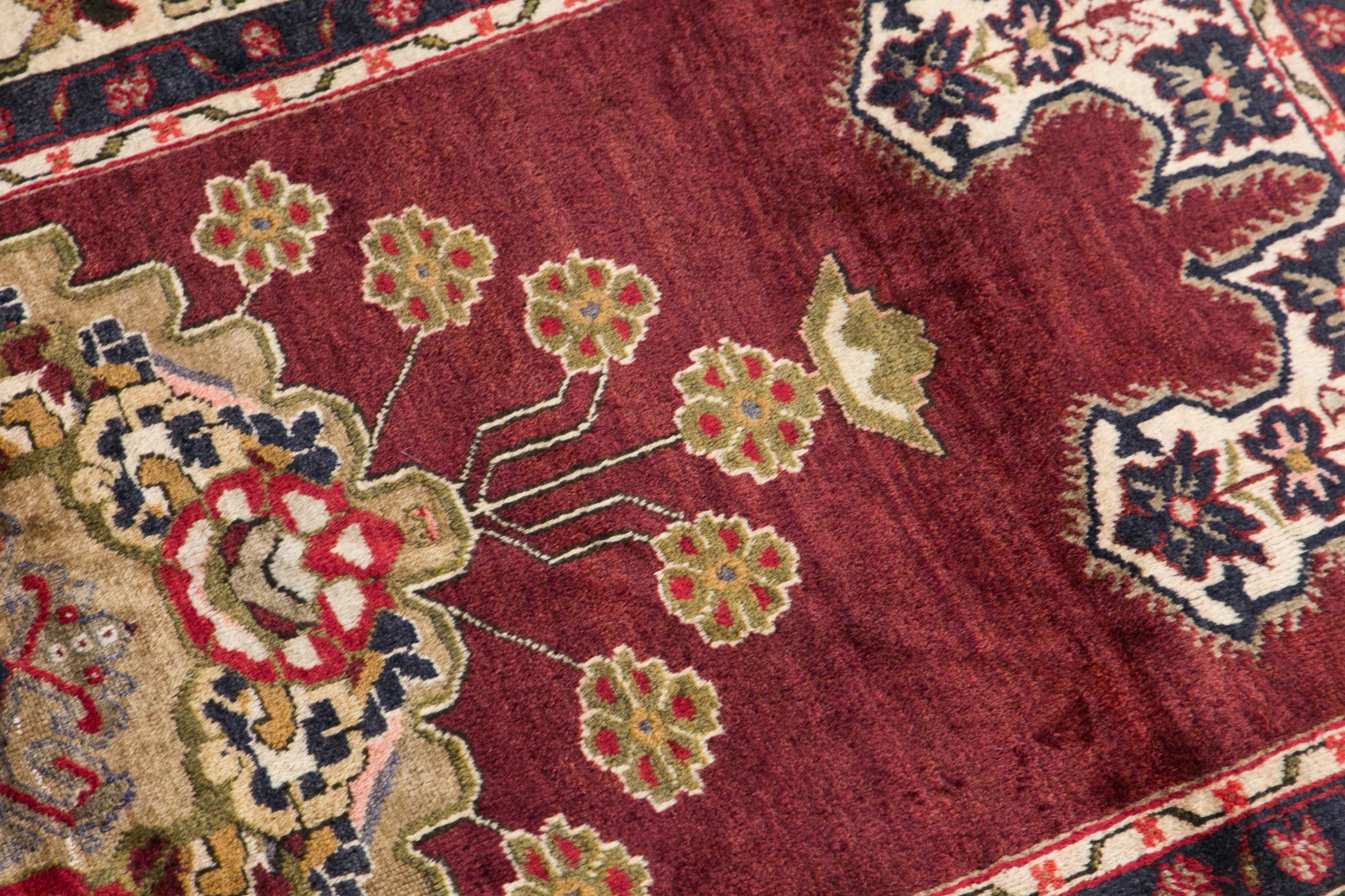 60+ Years Old Handmade Oushak Rug, 4'3" x 8'0" (130x245 cm)
